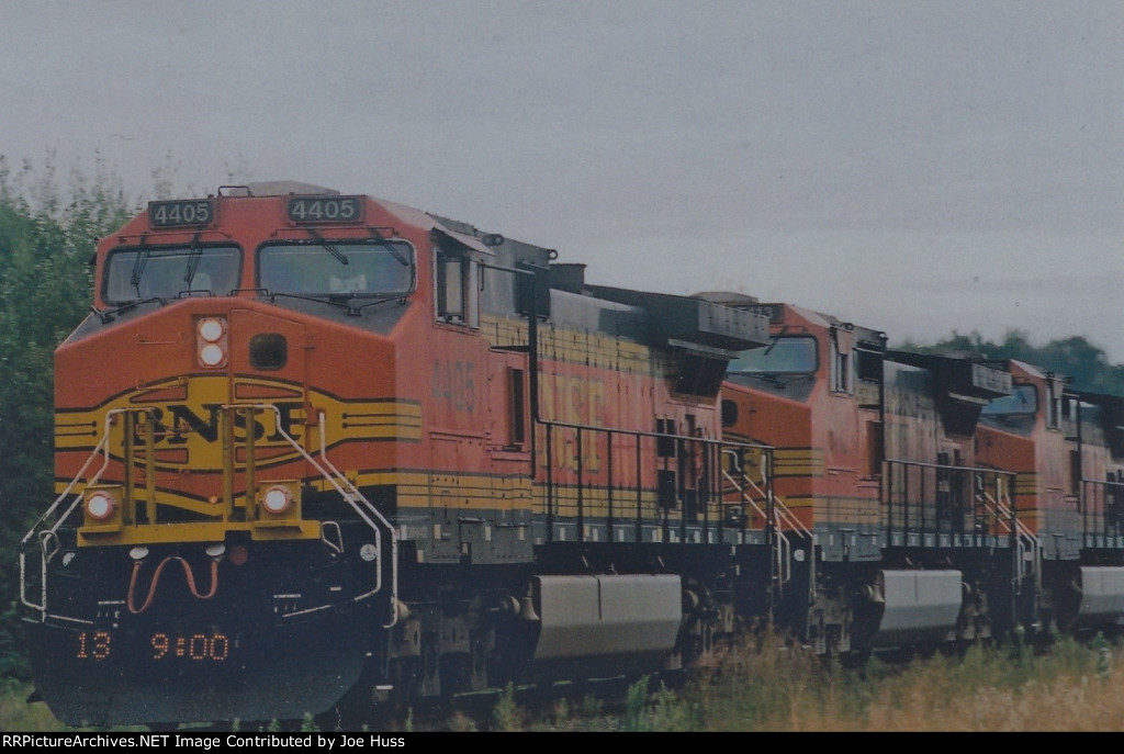 BNSF 4405 East